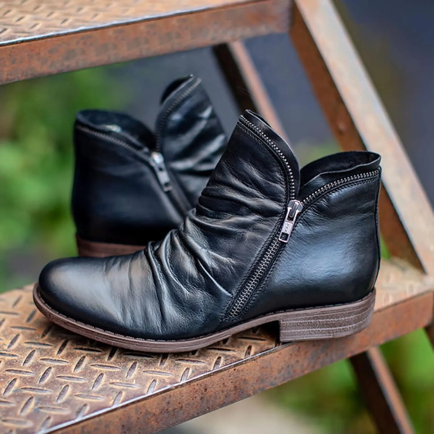 AMDBEL Boots for Women Ankle Booties,Womens Closed Toe Side Zipper Low Heel Ankle Boots Fall Winter Fashion Leather Shoes
