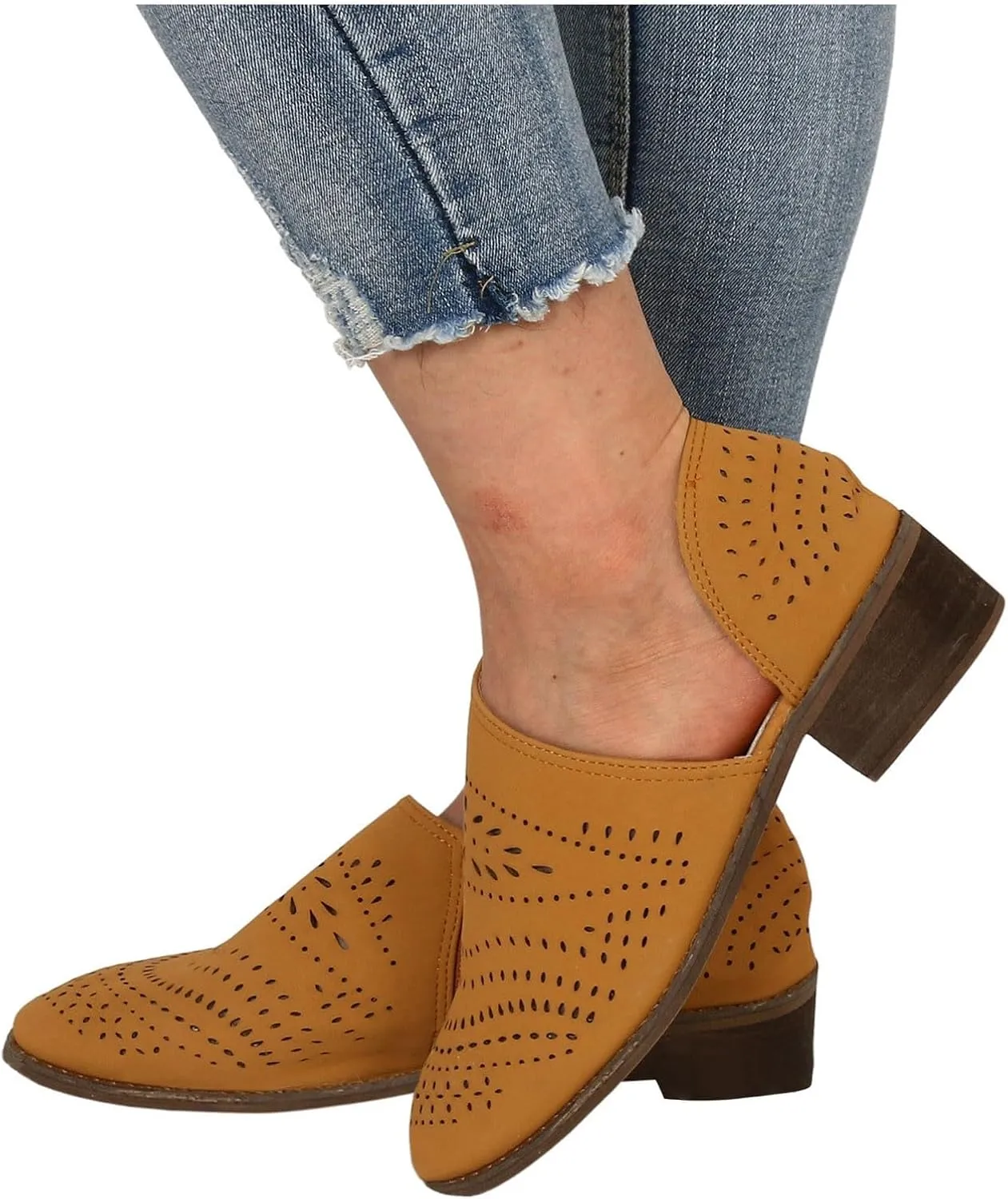 AMDBEL Fall Boots for Women 2024, Women's Ankle Boots Casual V Cut Slip On Low Heel Short Side Fall Winter Bootie Shoes
