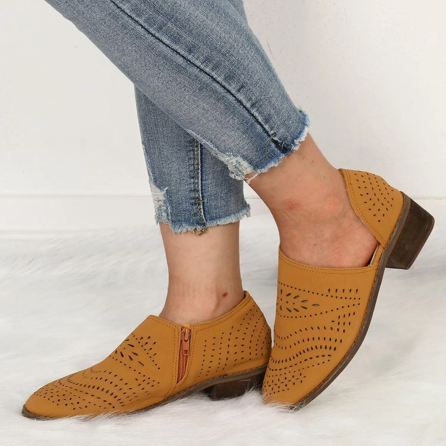 AMDBEL Fall Boots for Women 2024, Women's Ankle Boots Casual V Cut Slip On Low Heel Short Side Fall Winter Bootie Shoes