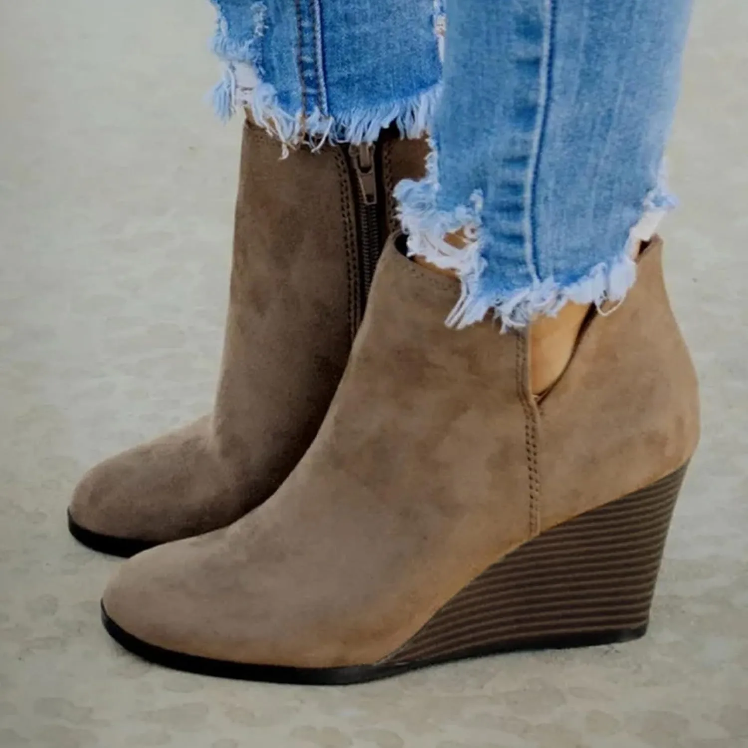 AMDBEL Wedge Boots for Women Ankle Booties,Women's Ankle Boots Suede Side Zipper Ankle Boots Thick Heel Round Toe Boots Shoes