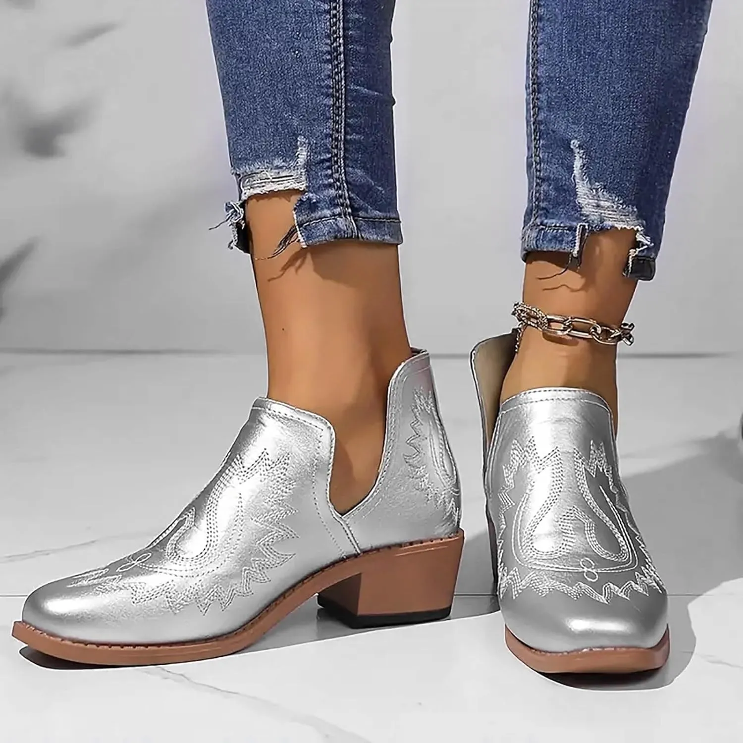 AMDBEL Winter Boots for Women 2024 Ankle Boots Slip On Low Heel Stylish Western Short Boots Fall Winter Shoes