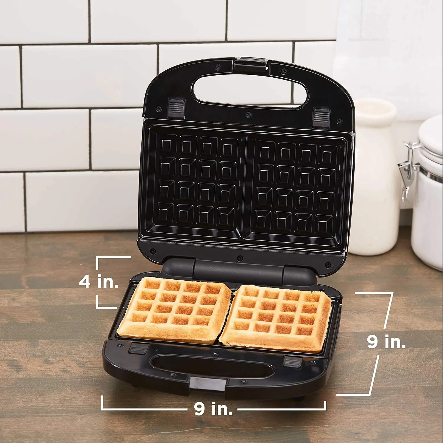 BLACK DECKER 3-in-1 Waffle Iron, WM2000SD, Grill and Sandwich Press, Non-Stick Removable Plates, Space Saving Compact Design