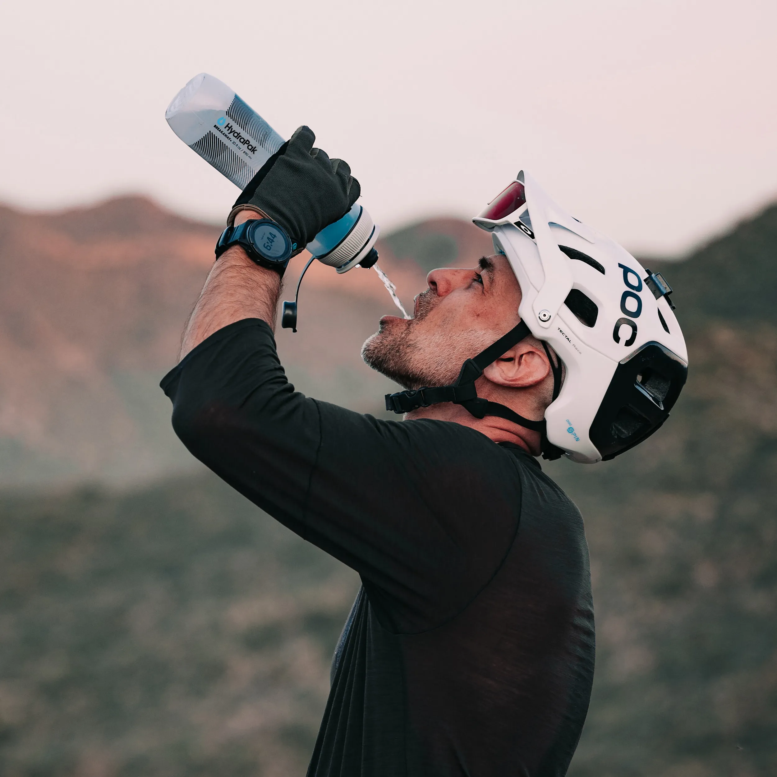 Breakaway  30oz/880ml