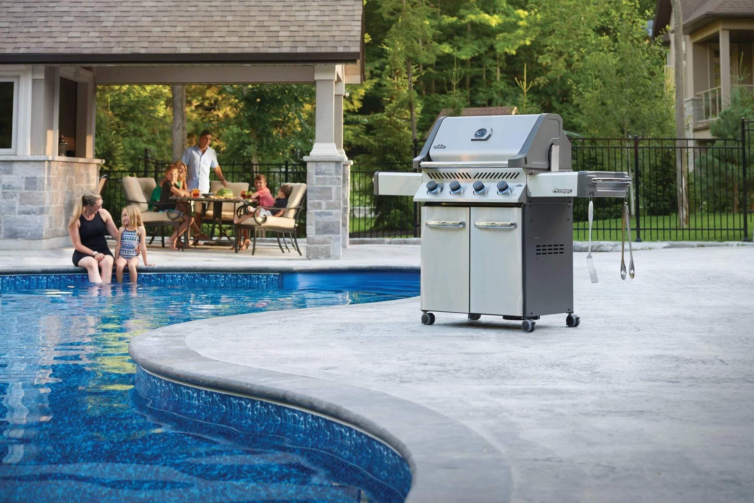 Effortless 4-Burner Prestige P500-3 Stainless 500 BBQ Napoleon Satisfaction guarantee