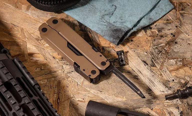 Leatherman SUPER OUTIL 300M - Noir