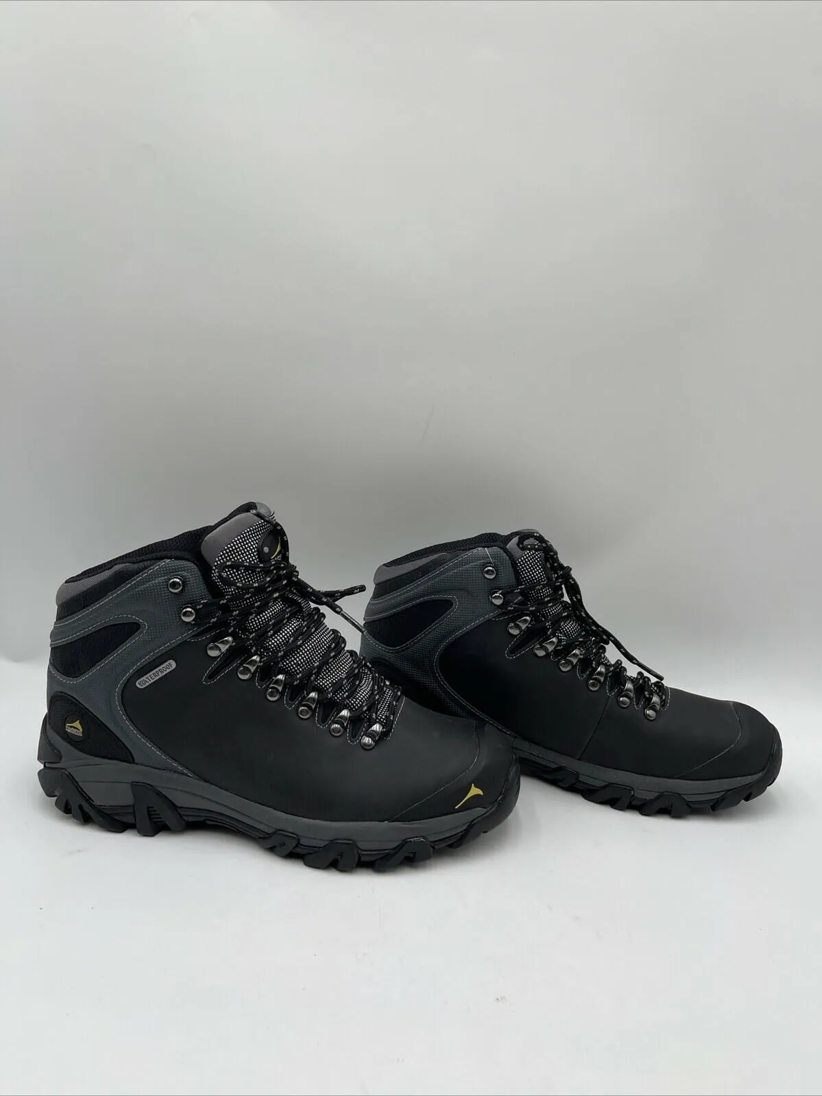 Men's Pacific Mountain Elbert Waterproof Hiking Boots Black Size 9D - Very Good