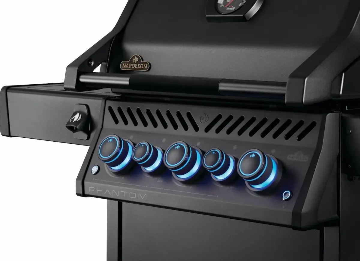 Napoleon Phantom Rogue® PRO-S 425 Gas BBQ Grill with Infrared Side and Rear Burners, Matte Black