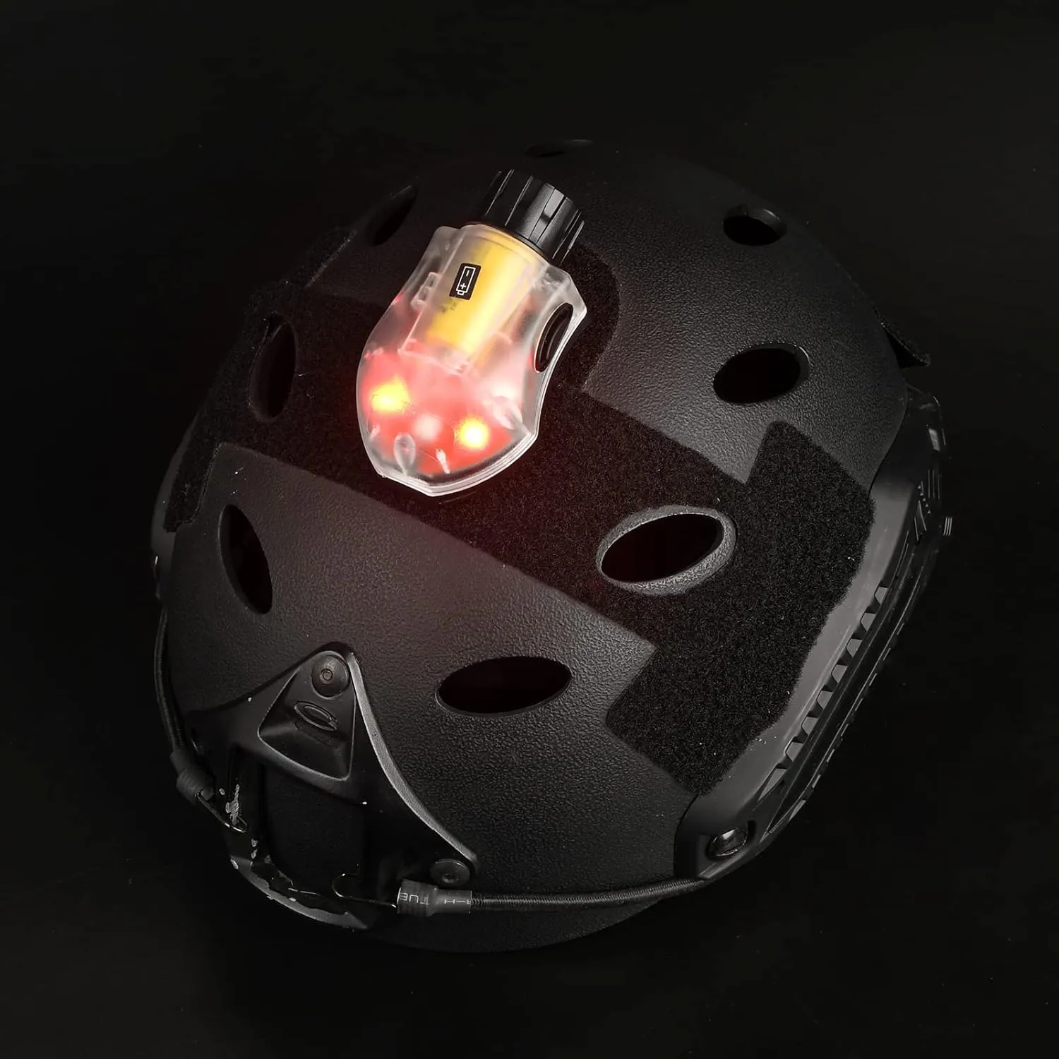 NOBUHIRO Tactical Helmet Signal Light, IR Strobe   5-Speed Red LED Strobe with Vibration for Survival Identification Hunting Outdoor Sports