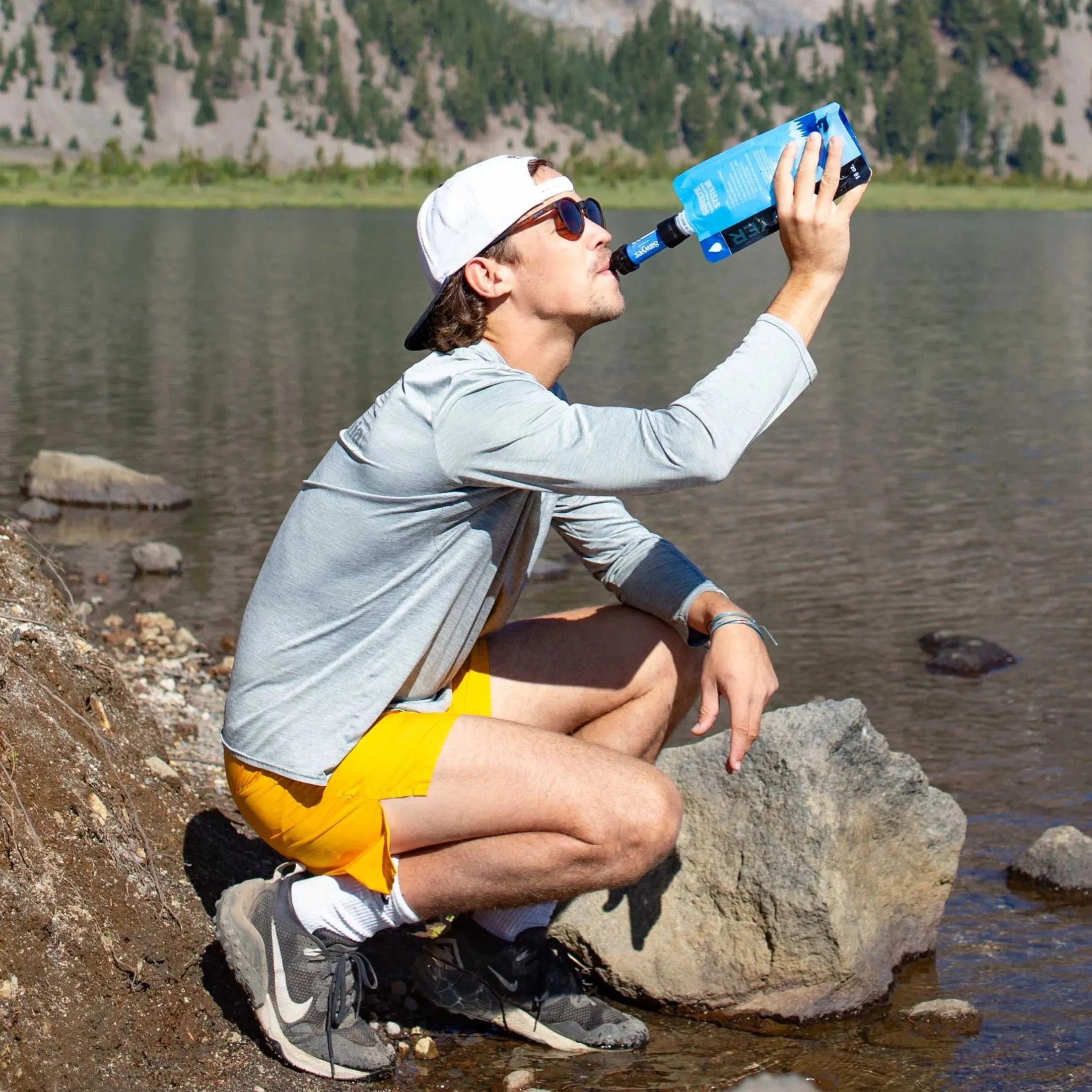Sawyer SP128 MINI Water Filter - Ultralight 0.1 Micron Survival Water Purifier (Blue)