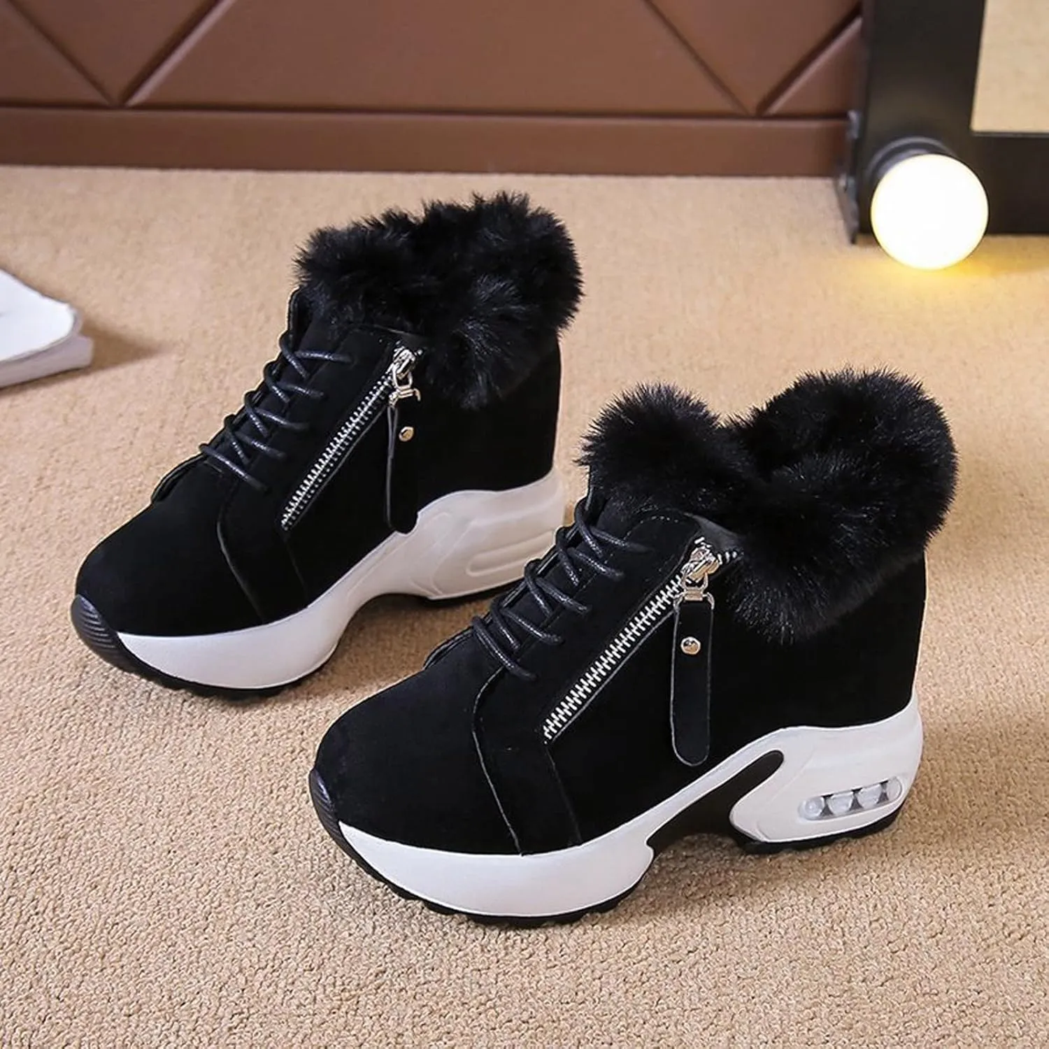Snow Boots for Women Suede Platform Sneakers Anti-slip Winter Boots Classic Fur Lined Booties Lightweight Slip on Ankle Boots Ladies Walking Hiking Booties