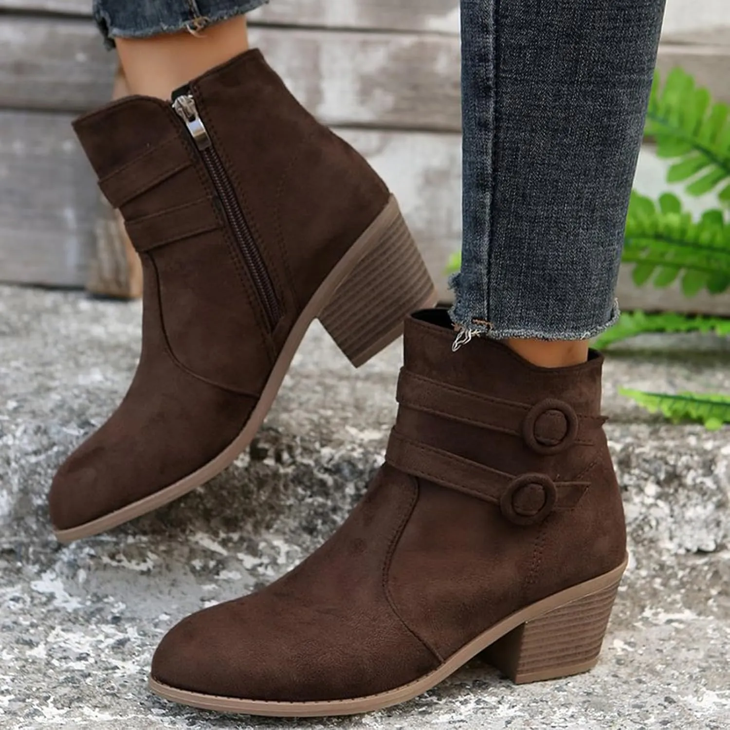 Snow Boots for Women Suede Stacked Chunky Heel Fuzzy Furry Lined Winter Boots Non-Slip Rubber Ankle Booties Classic Slip on Ladies Lightweight Hiking Shoes