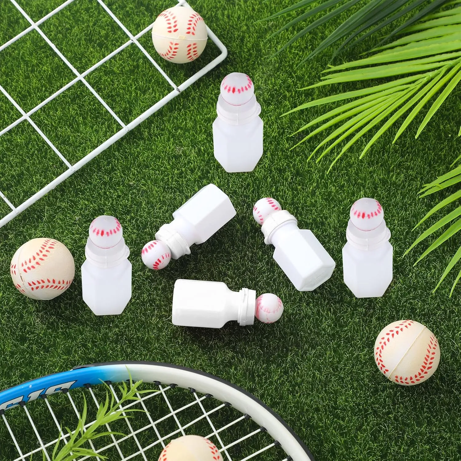 Syhood 24 Pcs Baseball Bubbles Party Favors Sports Ball Shape Bubble Wand 0.3 oz Sport Party Bottle for Gift Goodie Bag Stuffers Birthday Supplies
