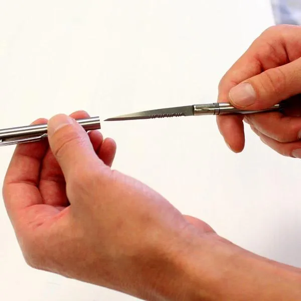 Tactical Pen Knife by Frog & CO