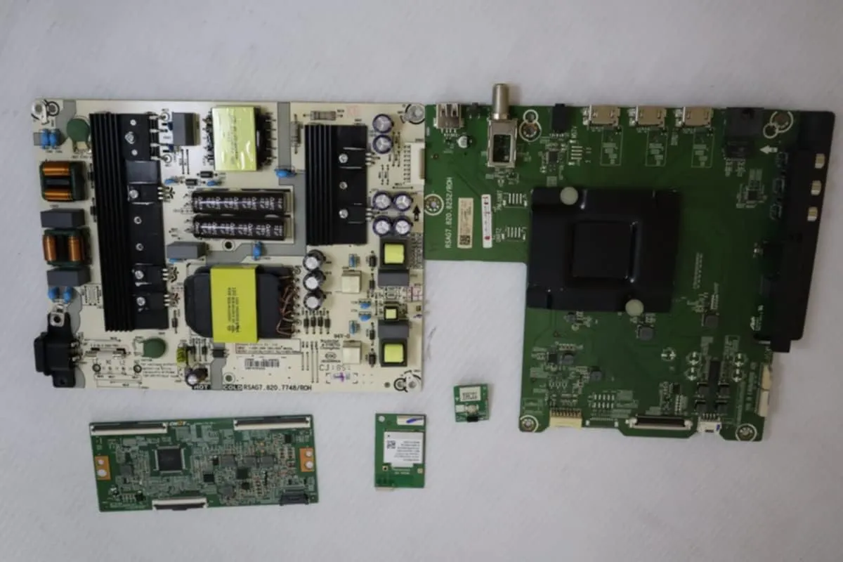 Television Repair Kit for Hisense 50R6E with TV Main Board   Power Supply   TCon   Cables