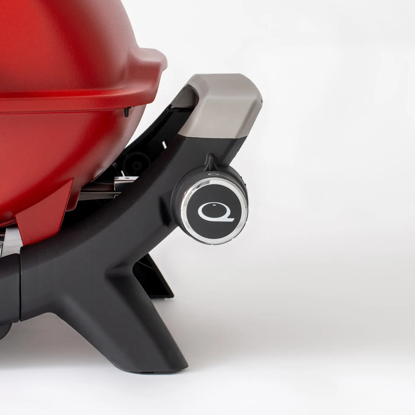 Weber Baby Q Q1000N Gas Barbecue LPG Flame Red **NEW MODEL**