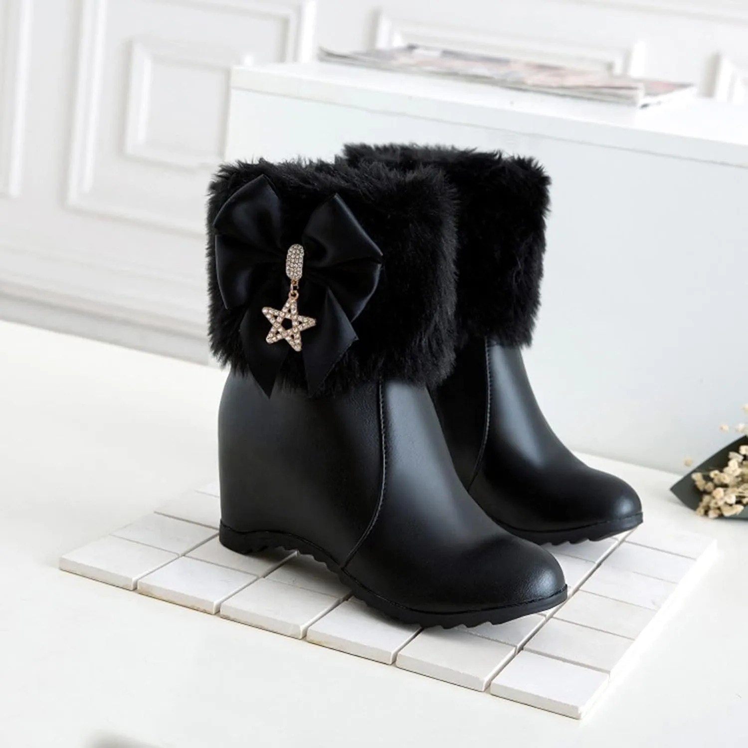 Winter Shoes Women Warm Furry Boots Fur Lined Winter Boots Comfortable Wedge Ankle Booties With Side Zipper