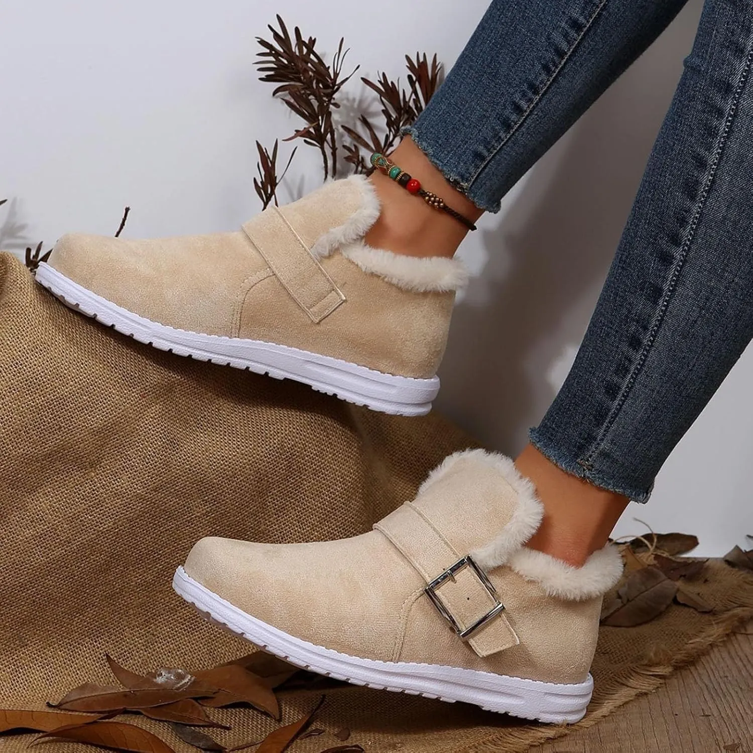 Women Snow Boots Suede Platform Anti-slip Winter Boots Classic Fuzzy Fur Booties Lightweight Slip on Ankle Boots Thickening Winter Shoes Walking Hiking Booties