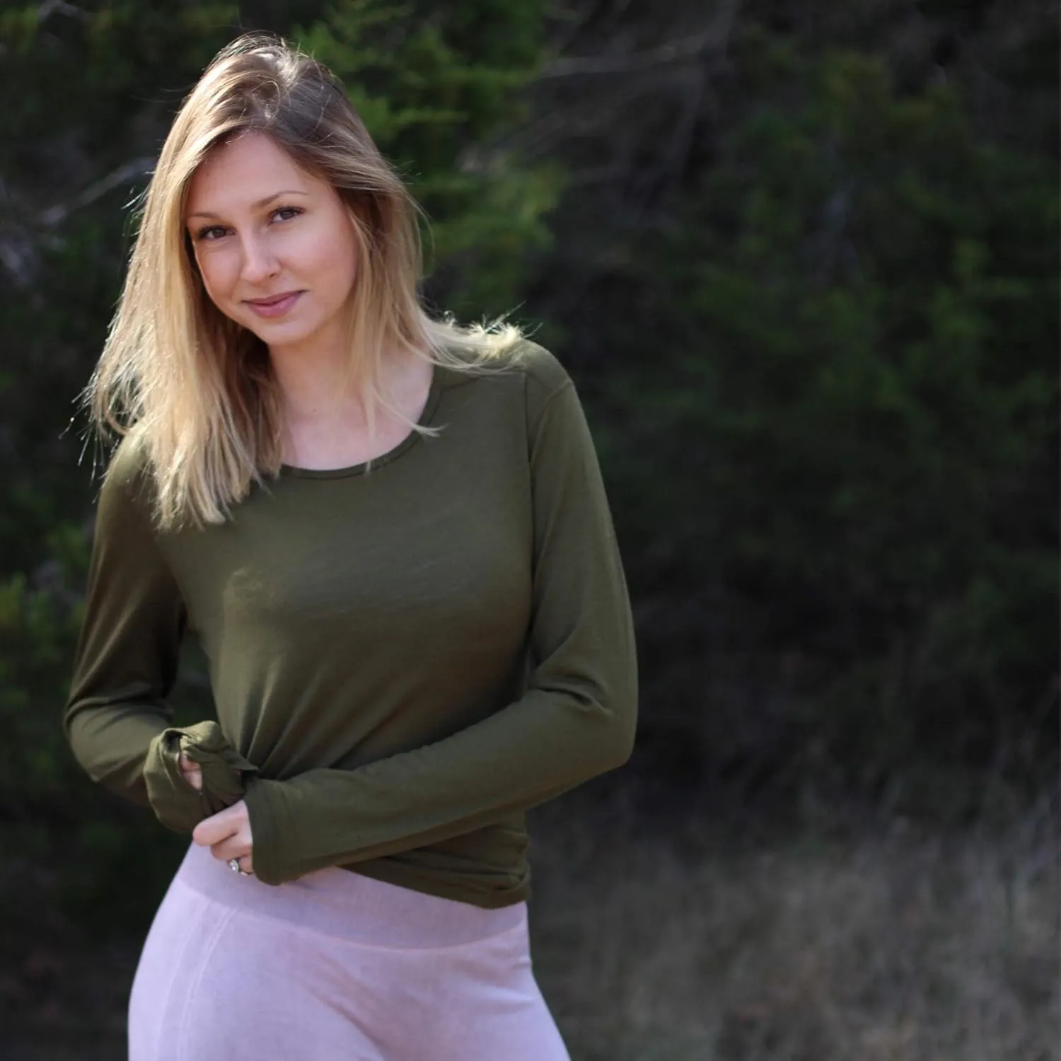 Women's 100% Merino Wool Long Sleeve Shirt - Moisture Wicking - Ultralight and Soft - Odor Base Layer